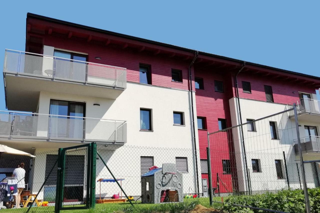 Apartman Lucie Lipno nad Vltavou Ngoại thất bức ảnh